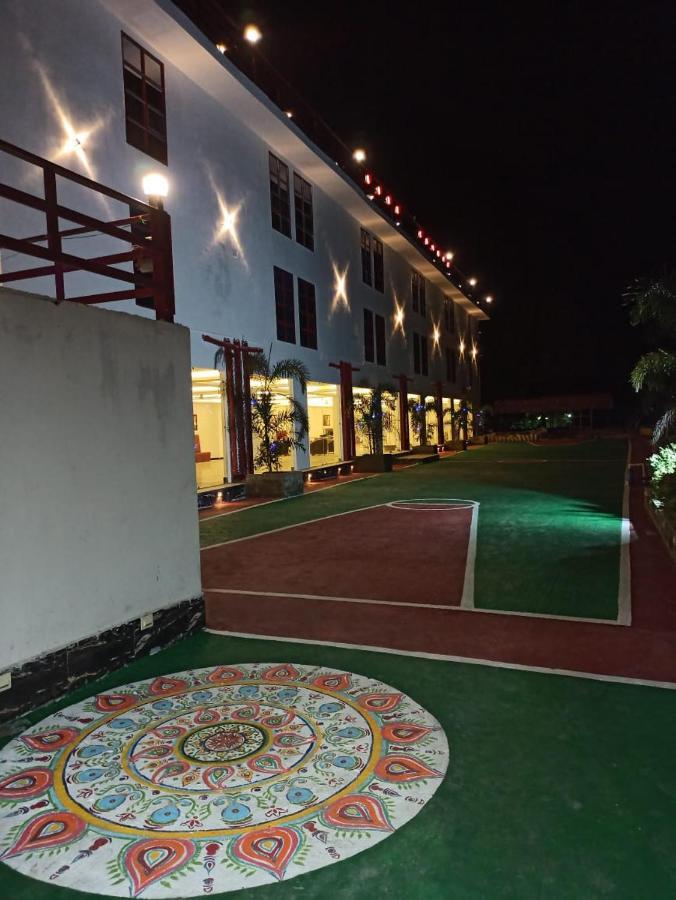 Gods County. Resort&Banquets Tarapith Extérieur photo