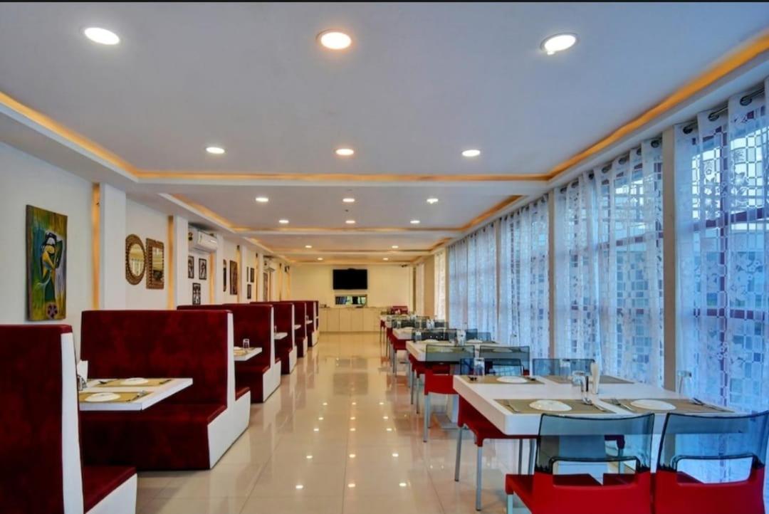 Gods County. Resort&Banquets Tarapith Extérieur photo